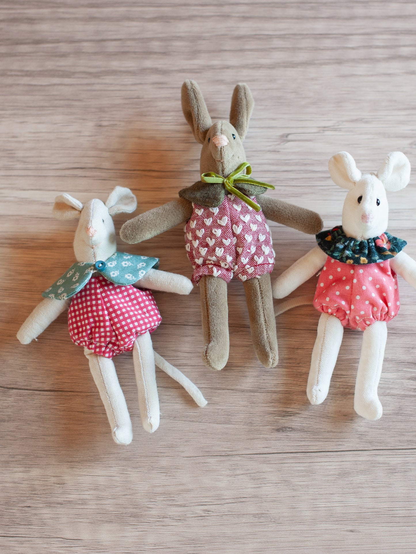 Dollhouse Critter Collar PDF Sewing Pattern & Instructions