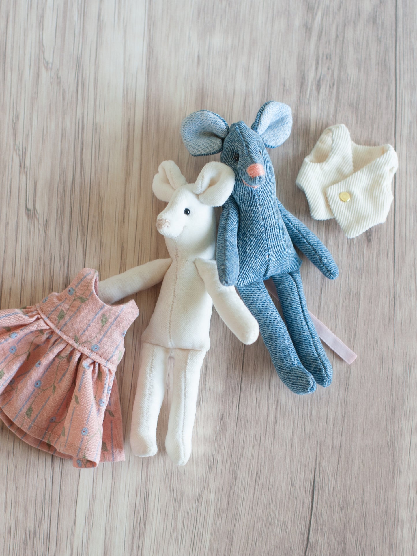 Beginner Bundle -  Dollhouse Mouse PDF Sewing Pattern & Instructions