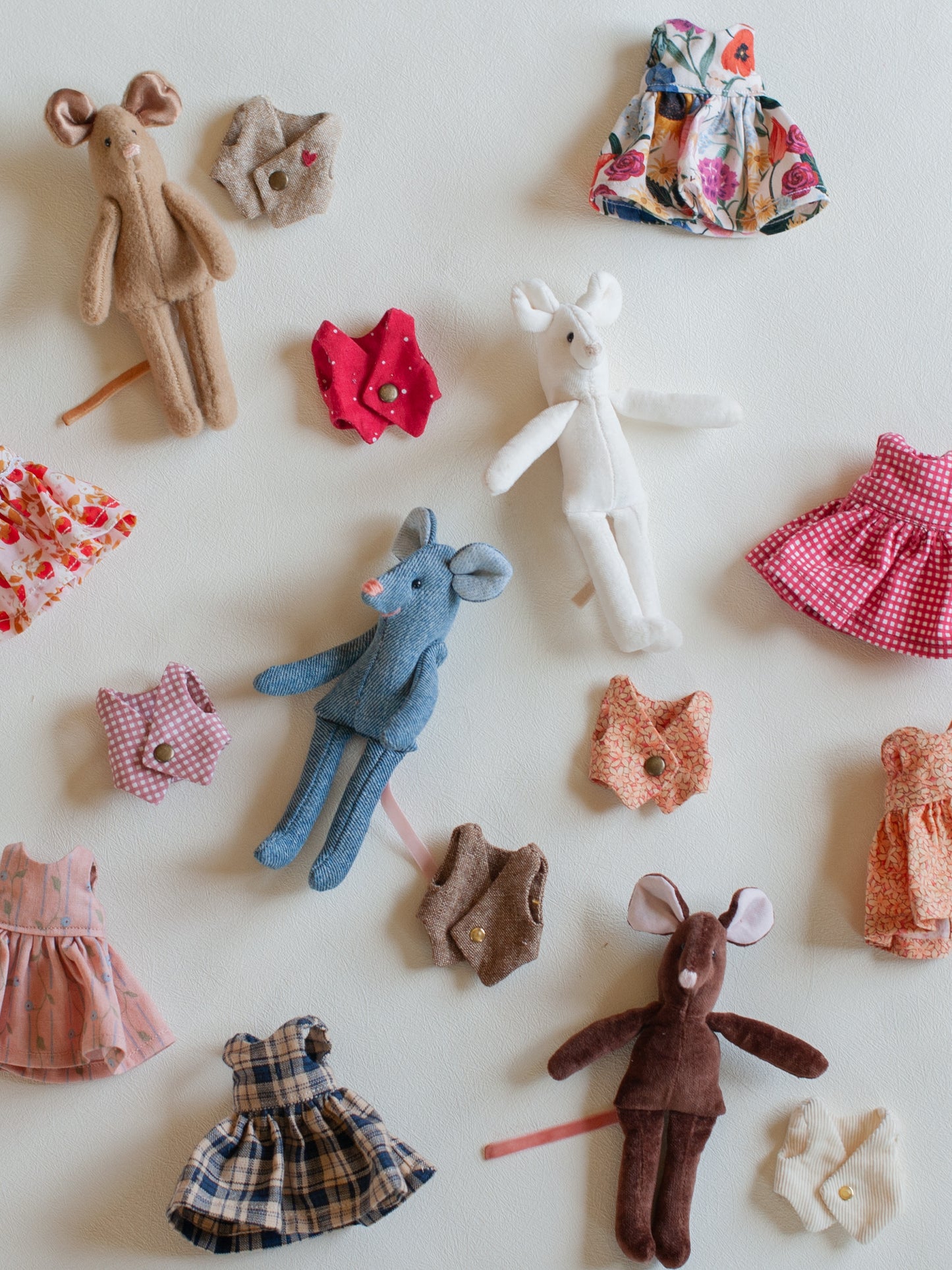 Beginner Bundle -  Dollhouse Mouse PDF Sewing Pattern & Instructions
