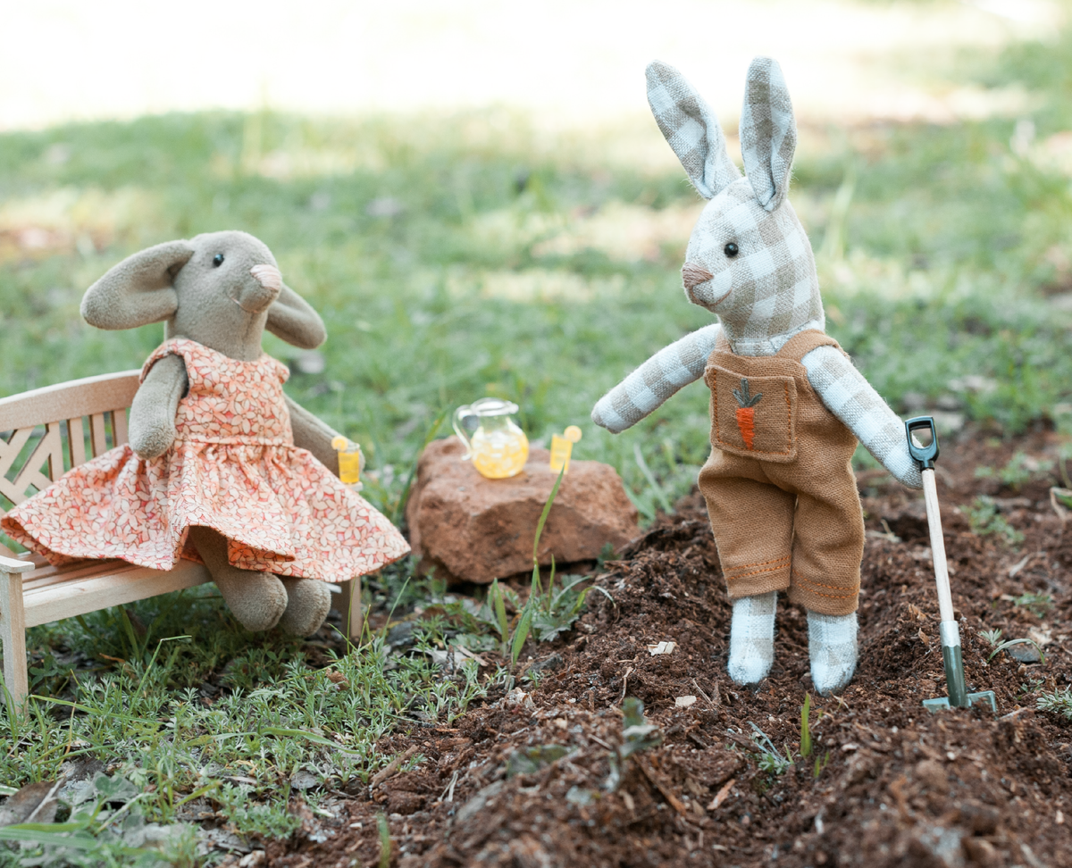 Dollhouse Bunny PDF Sewing Pattern & Instructions – Mama Roar
